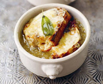 Jamie Oliver's English Onion Soup