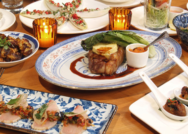 Double Crown's Sunday Nonya Dinner