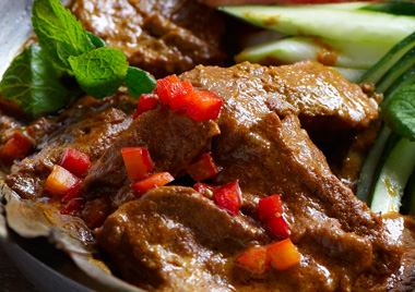 Beef Rendang at Laut