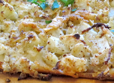 Cauliflower pizza at Grandaisy Bakery