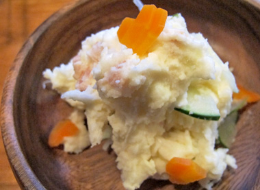 Cocoron potato salad