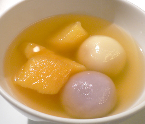 Glutinous Rice Dumplings in Ginger Soup