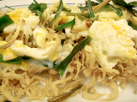 Fried Eggs with Little Anchovies