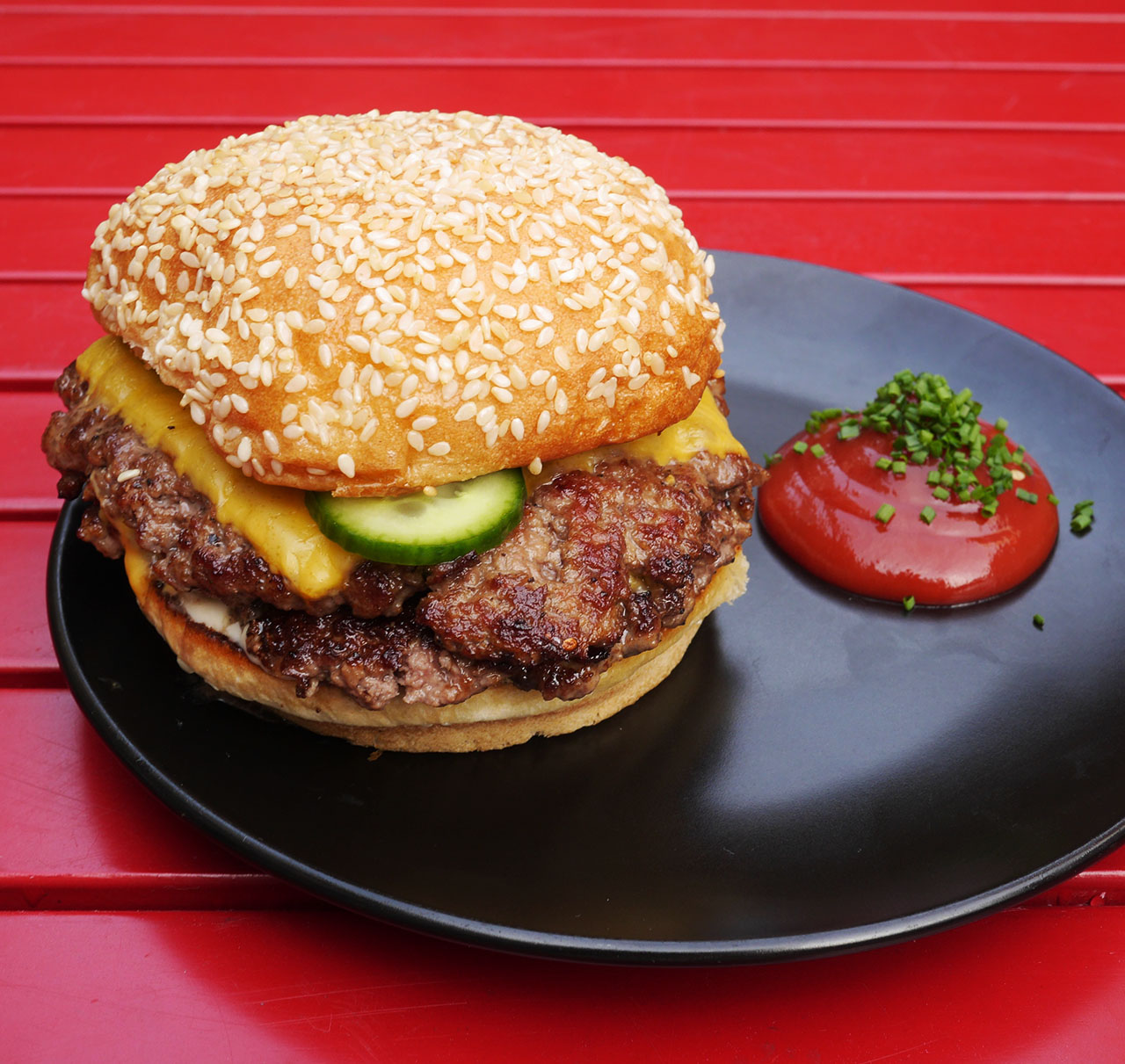 Grindhaus Burger / Celia Sin-Tien Cheng